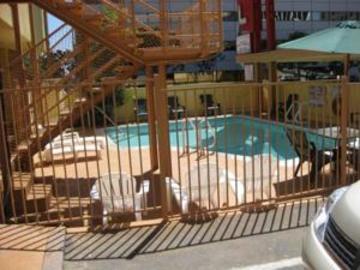 Motel Center Angeles 2*
